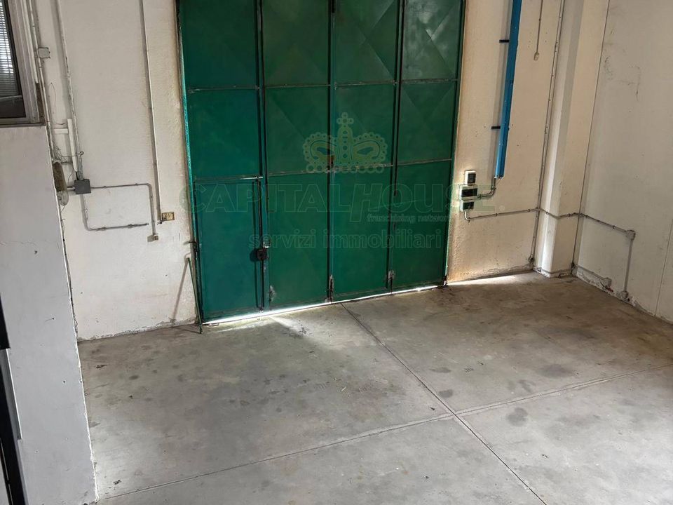 Erhvervsejendom i Salerno, Salerno - foto 5