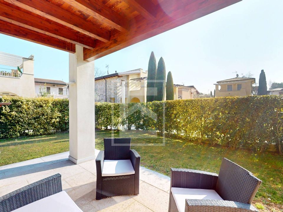 Villa i Manerba Del Garda, Brescia - bilde 1