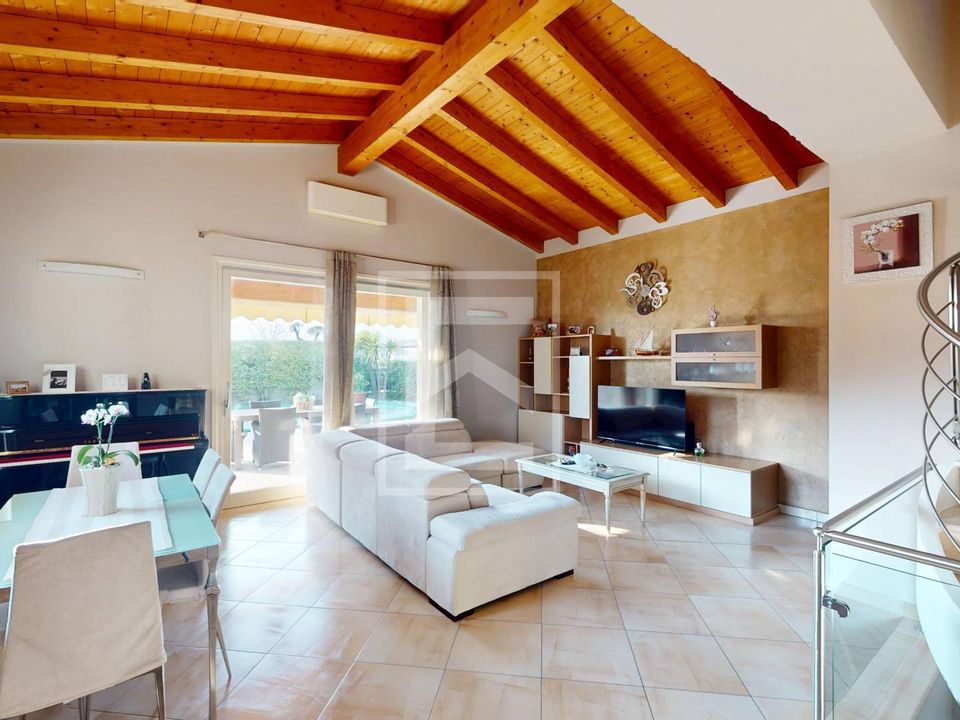 Villa i Manerba Del Garda, Brescia - bilde 1
