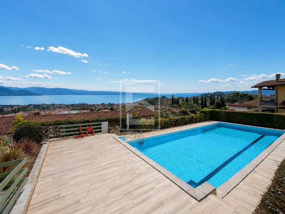Rækkehus i Polpenazze del Garda, Brescia - foto 1