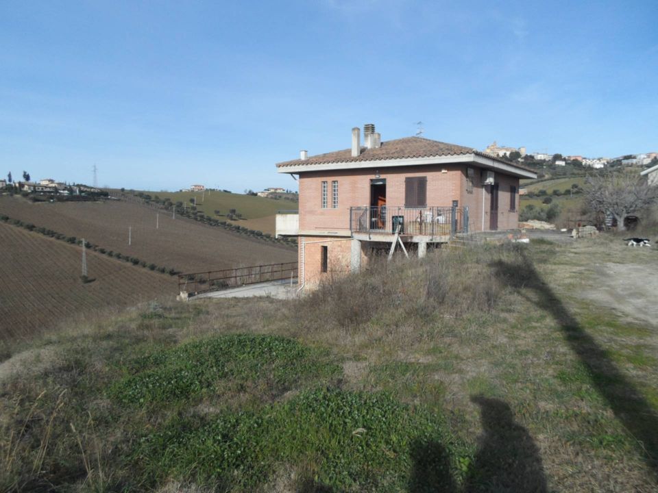 Villa i Monteprandone, Ascoli Piceno - foto 1