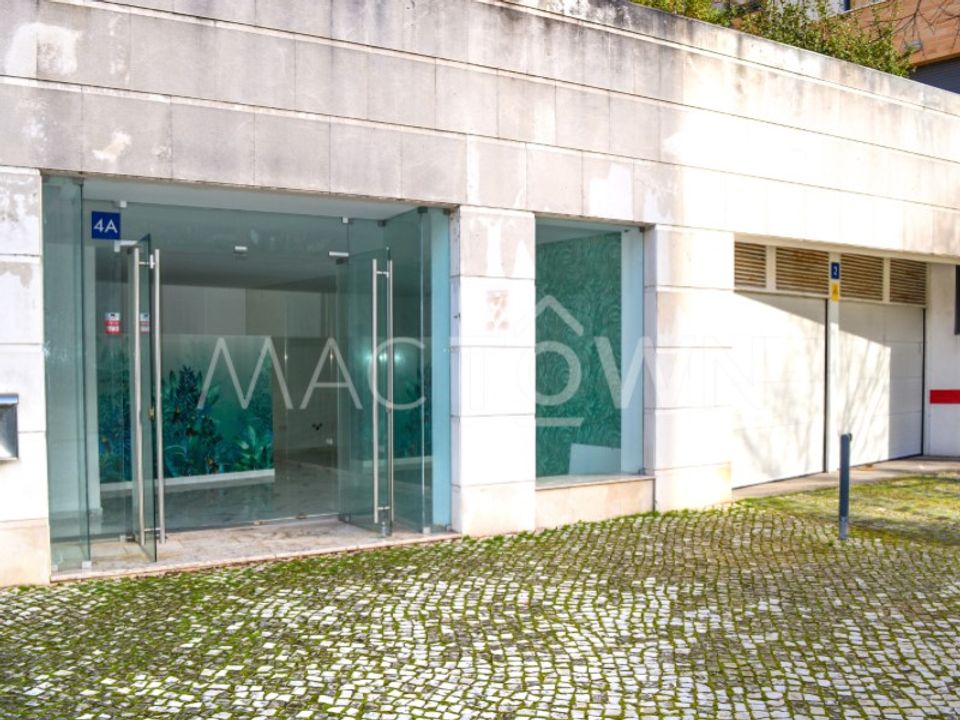Erhvervsejendom i Moscavide-Parque das Nacoes, Lisbon - foto 2