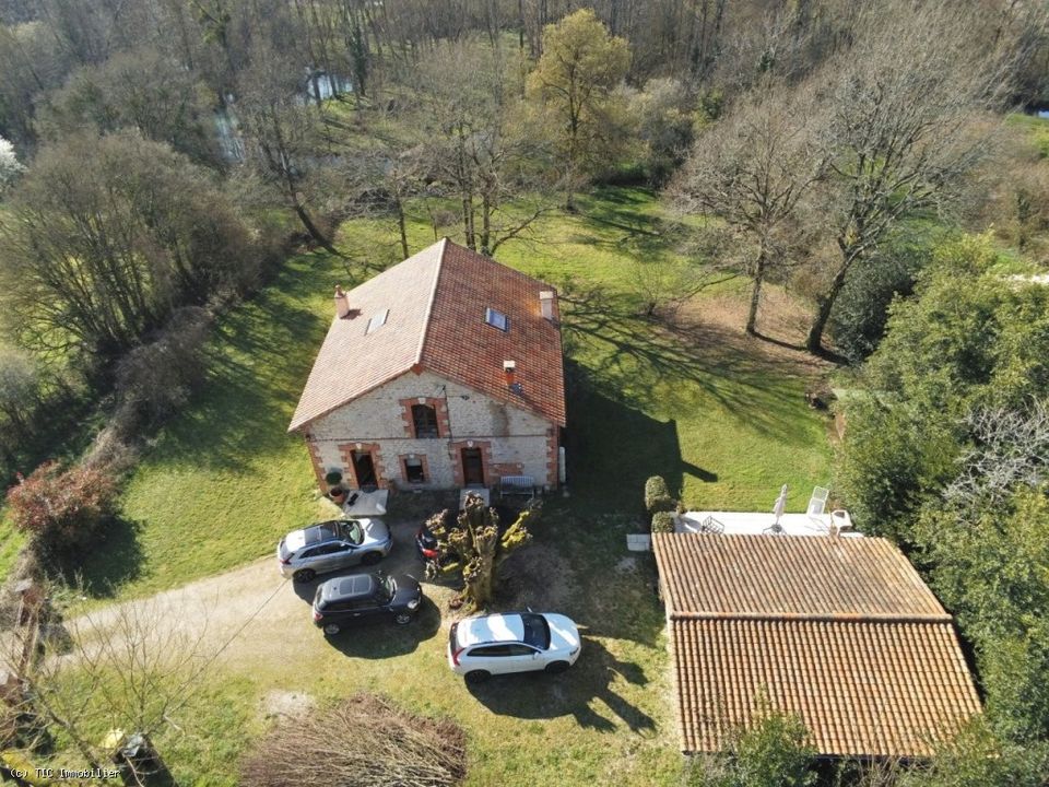 Villa i Nanteuil-en-Vallee, Charente - foto 3