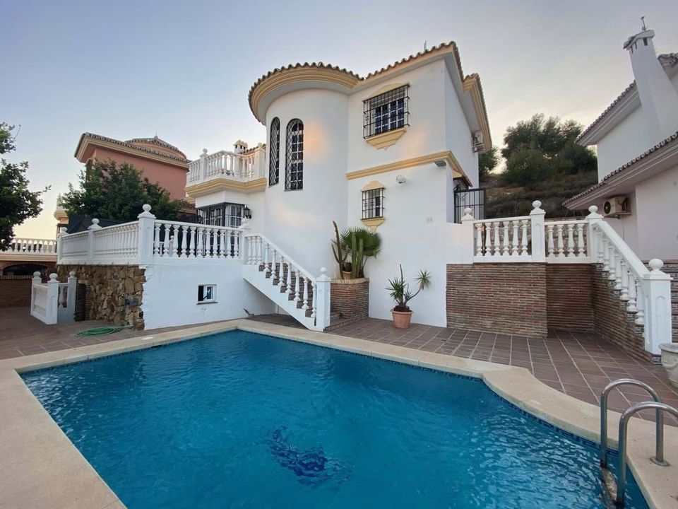Villa i Mijas Costa, Malaga - foto 1