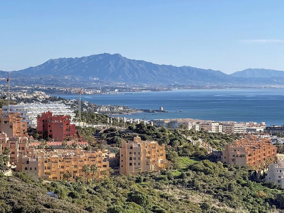 Penthouse i La Duquesa, Malaga - foto 2
