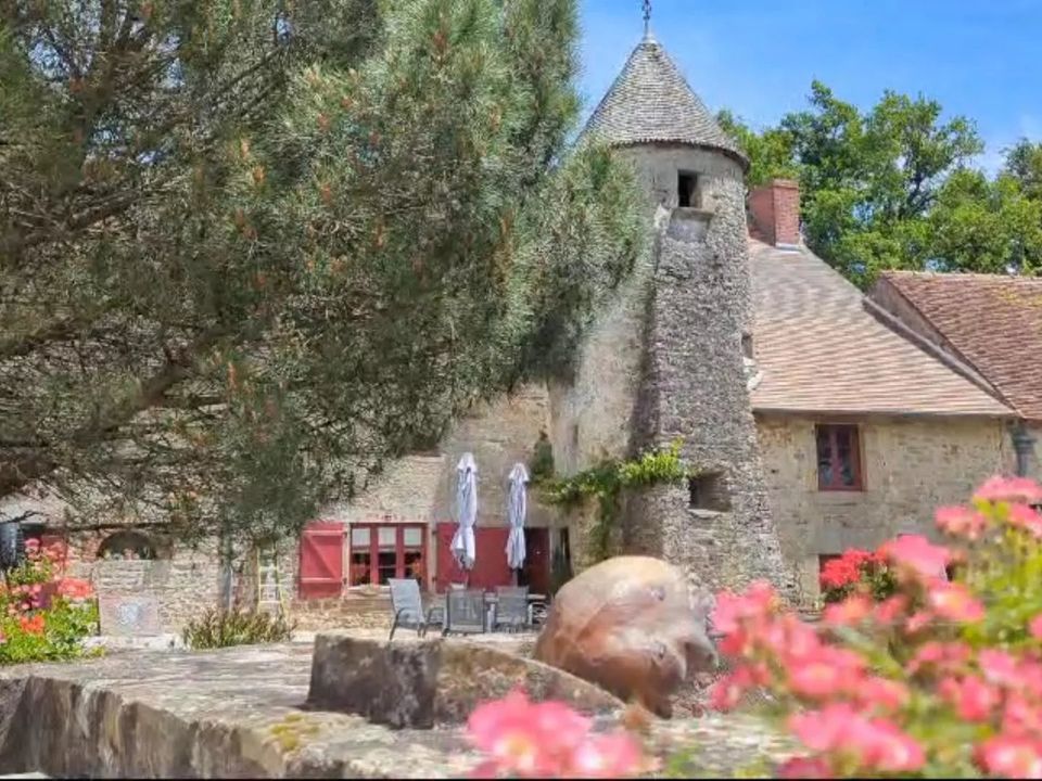 Villa i La Souterraine, Creuse - bilde 1