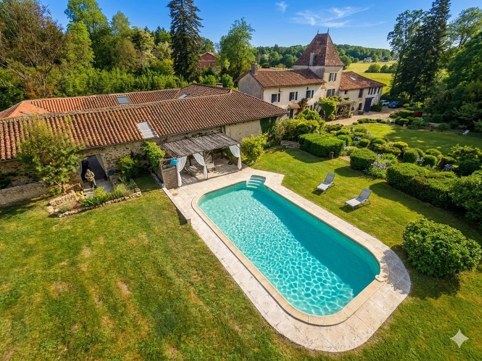 Villa i Montbron, Charente - foto 2