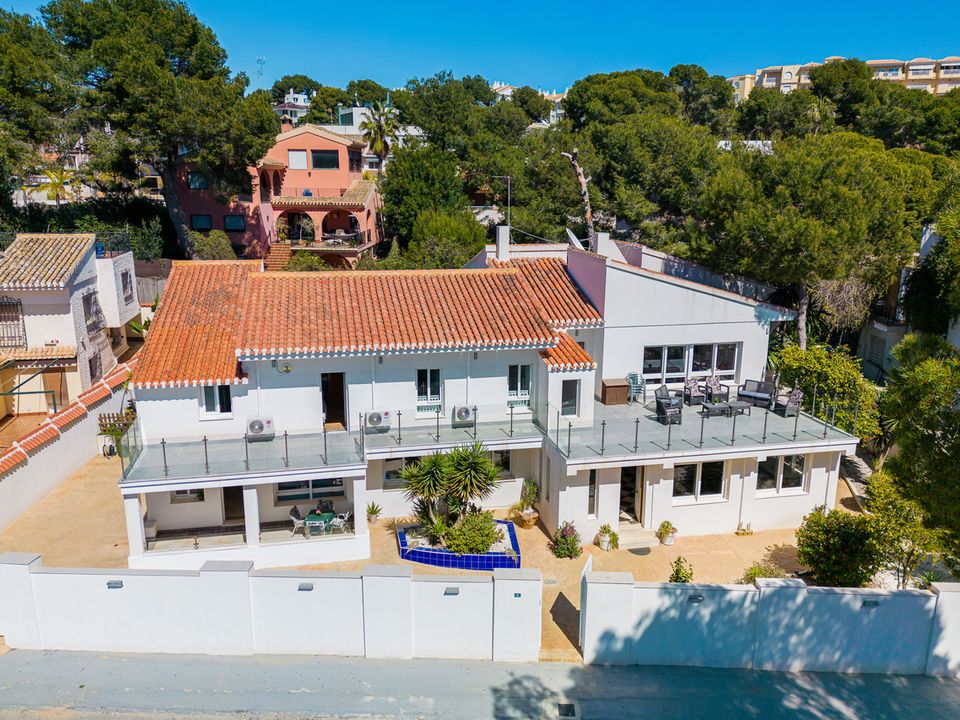 Вилла в Dehesa De Campoamor, Alicante - фотография 1