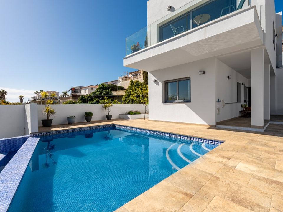 Villa i Nerja, Malaga - foto 3