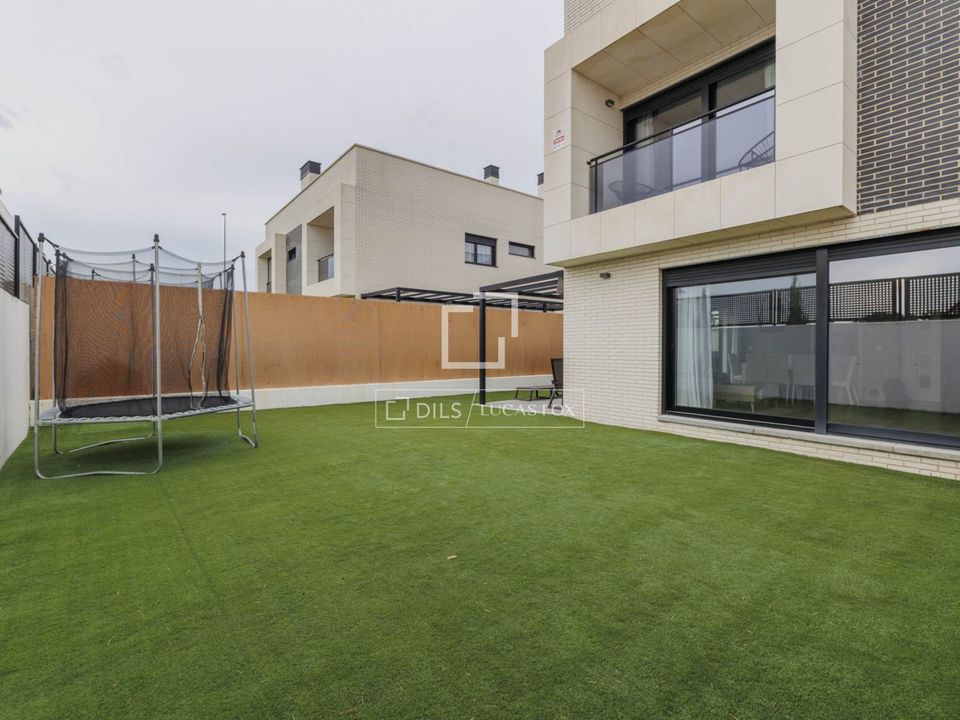 Villa i Boadilla Del Monte, Madrid - foto 1
