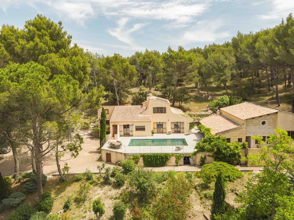 Villa i Simiane-Collongue, Bouches-du-Rhone - bilde 1