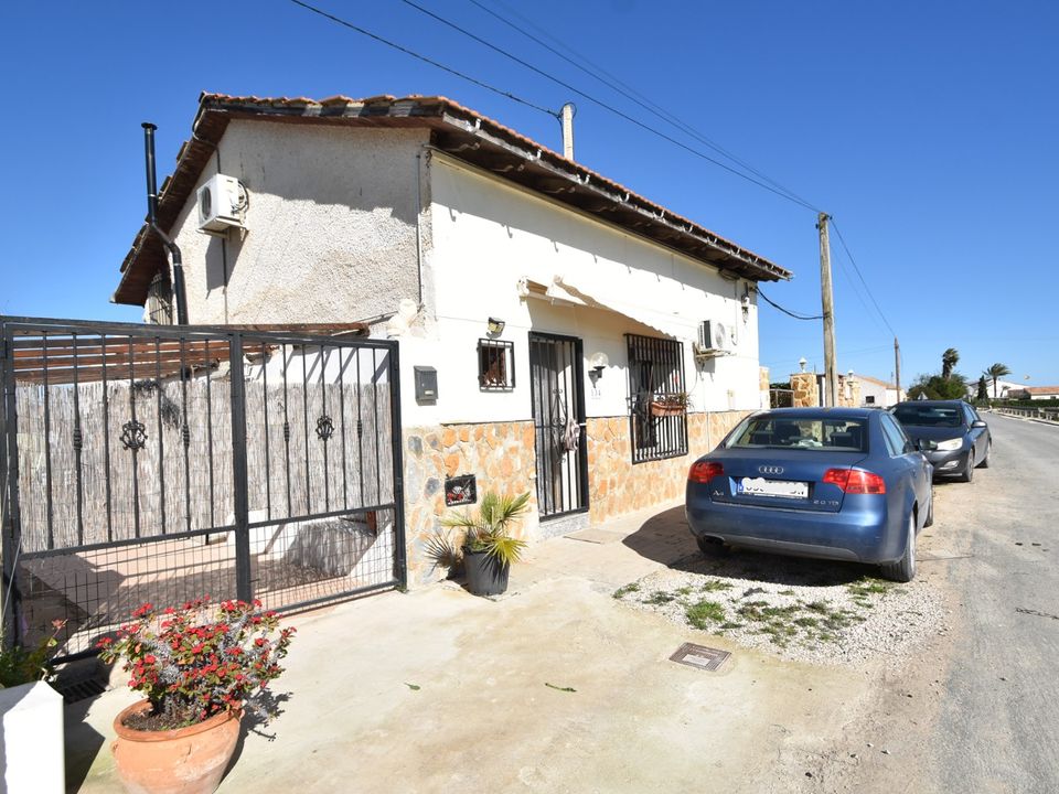 Finca a Daya Nueva, Alicante - foto 1