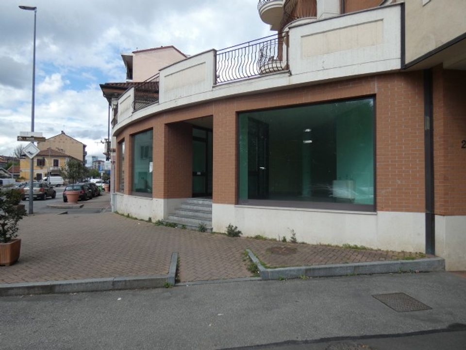 Erhvervsejendom i Moncalieri, Turin - foto 1