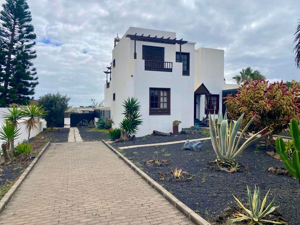 Villa i Costa Teguise, Lanzarote - foto 2