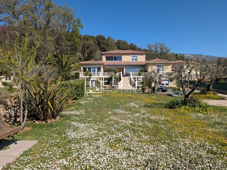 Villa i Cabris, Alpes-Maritimes - foto 1