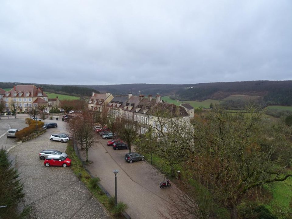 Lejlighed i Vezelay, Yonne - foto 1