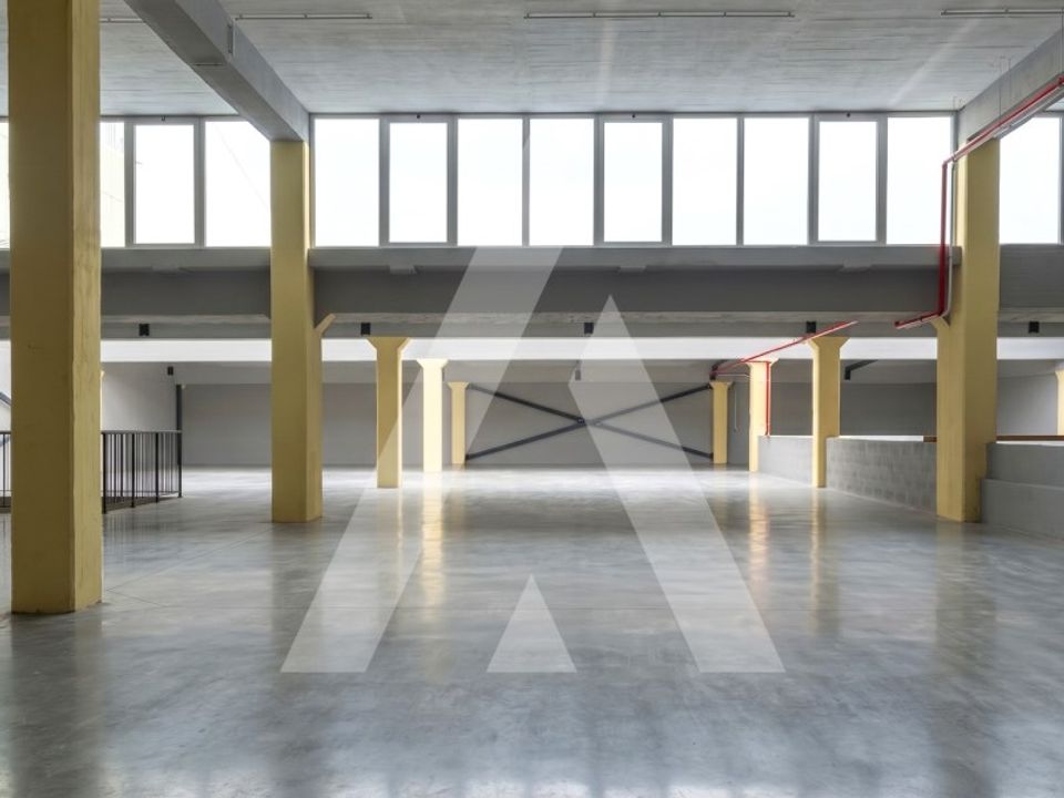 Erhvervsejendom i Loures, Lisbon - foto 1
