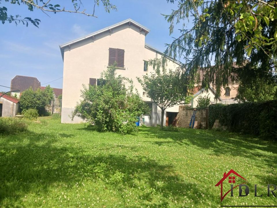 Landsbyhus i Saint-Remy-en-Comte, Haute-Saone - bilde 1