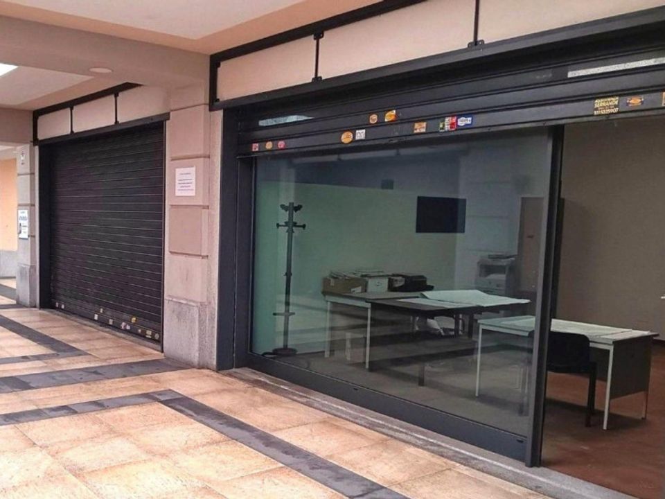 L'establiment comercial a Rivoli, Turin - foto 1