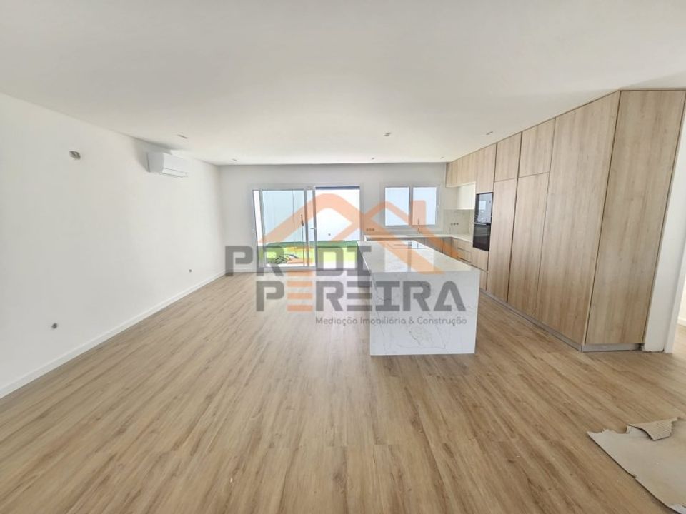 Villa a Santa Iria de Azoia, Lisbon - foto 1
