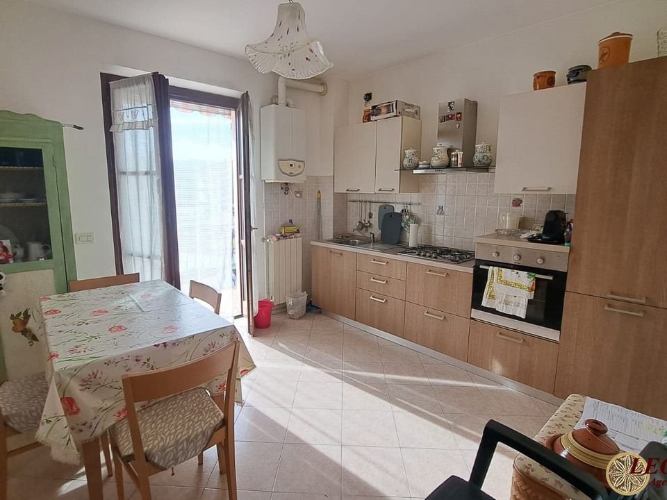 Lejlighed i Villafranca in Lunigiana, Massa and Carrara - foto 3
