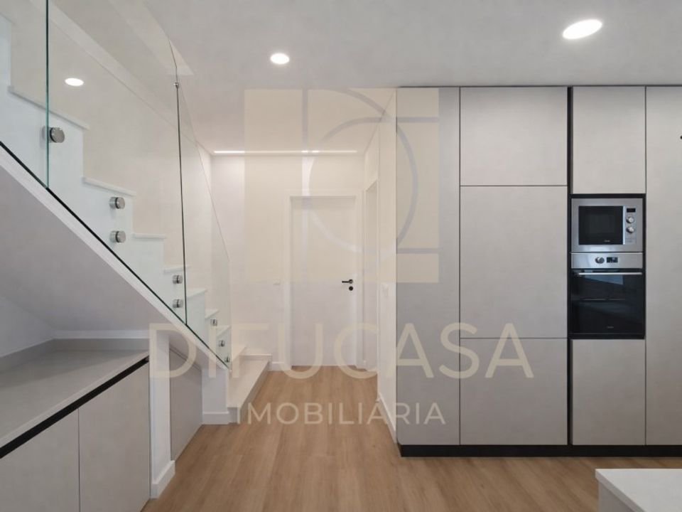 Villa i Fernao Ferro, Setubal - foto 1