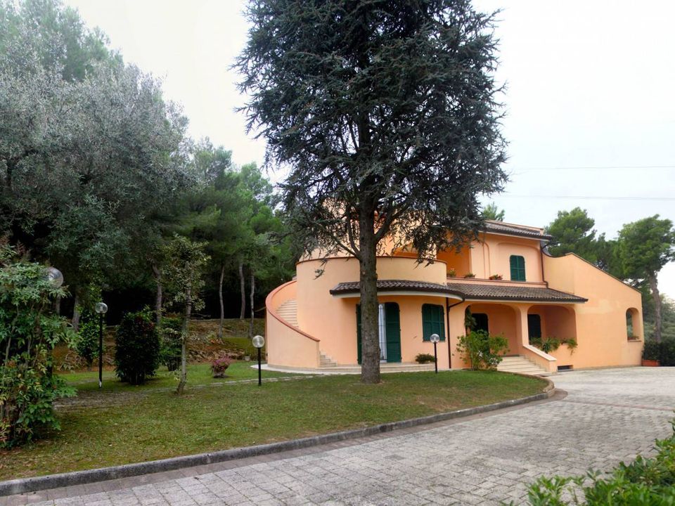 Villa i Civitanova Marche, Macerata - foto 1