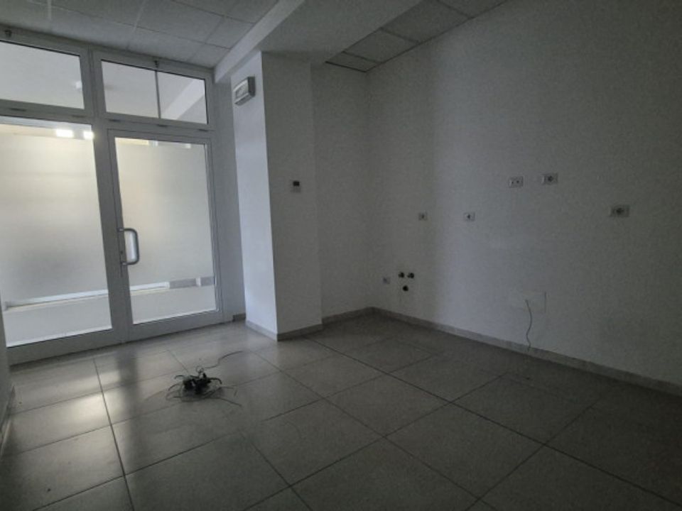 Erhvervsejendom i Cavezzo, Modena - foto 5