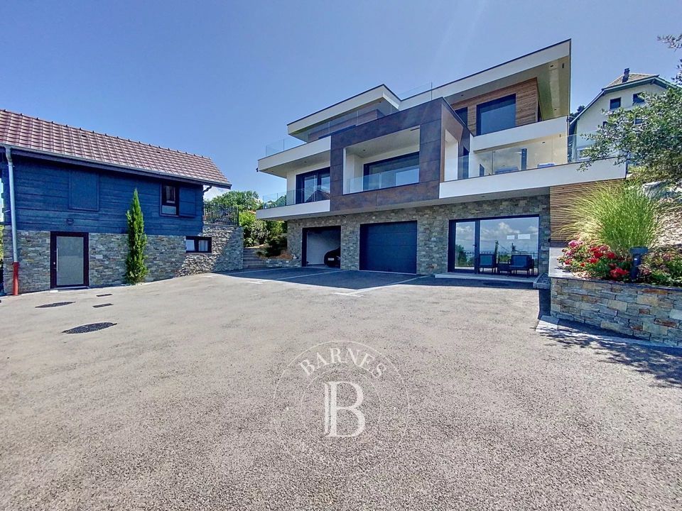 Villa i Neuvecelle, Haute-Savoie - foto 1