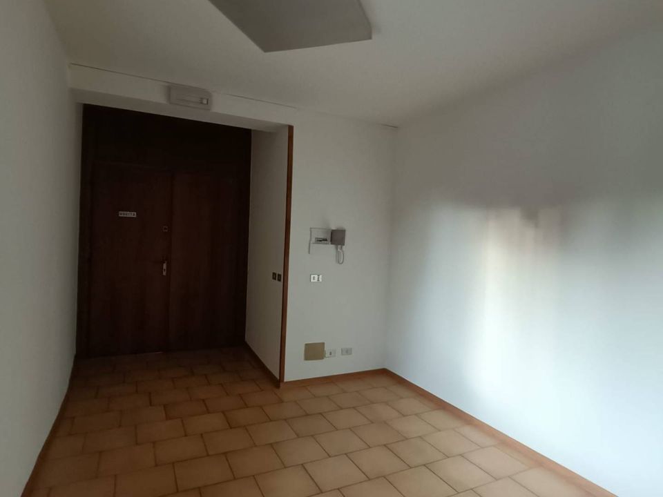 Erhvervsejendom i Porcia, Pordenone - foto 2