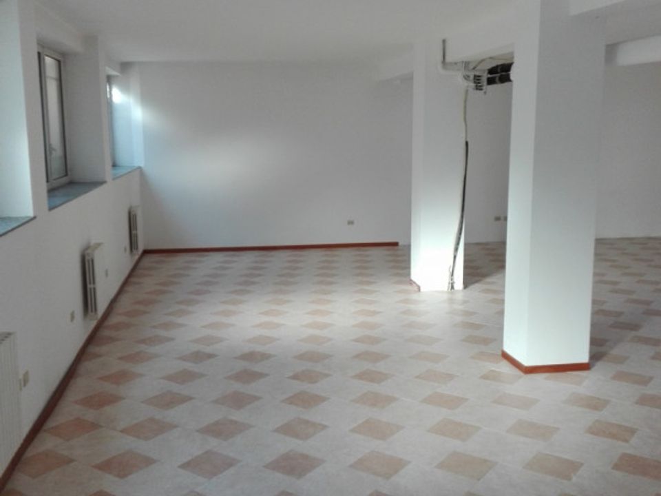Erhvervsejendom i Milan, Milan - foto 2