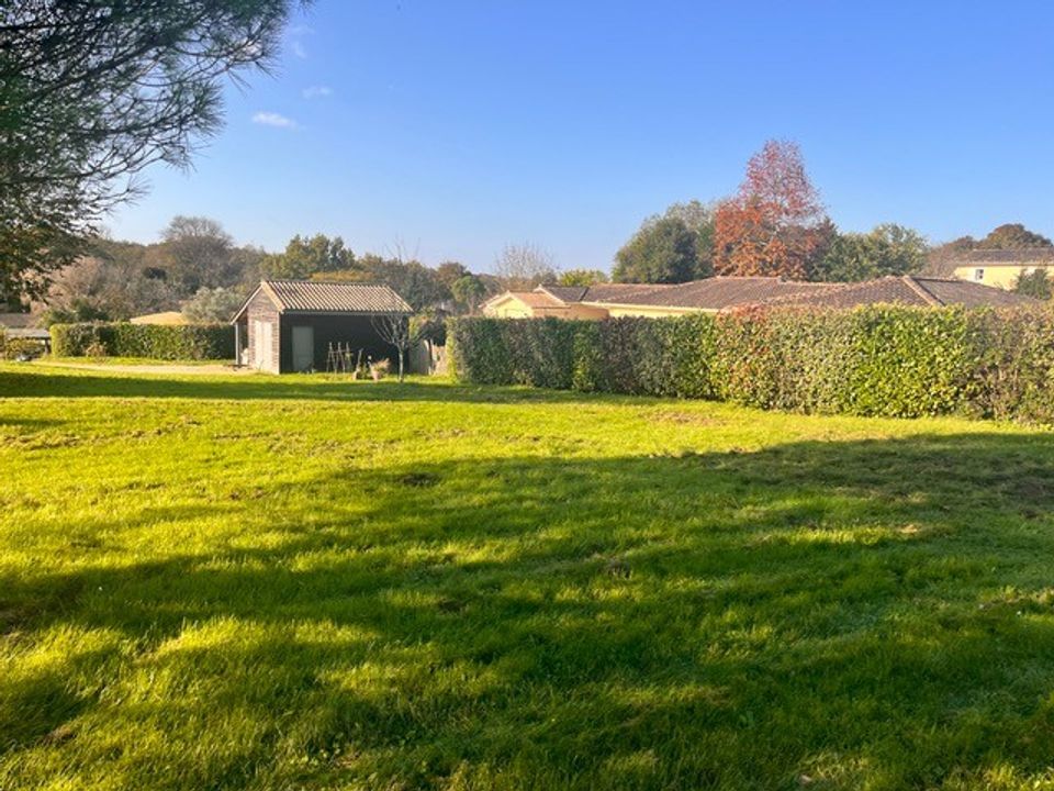 Helårsgrund i Creon, Gironde - foto 1