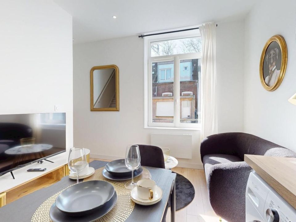 Villa in Lille, Nord - photo 1