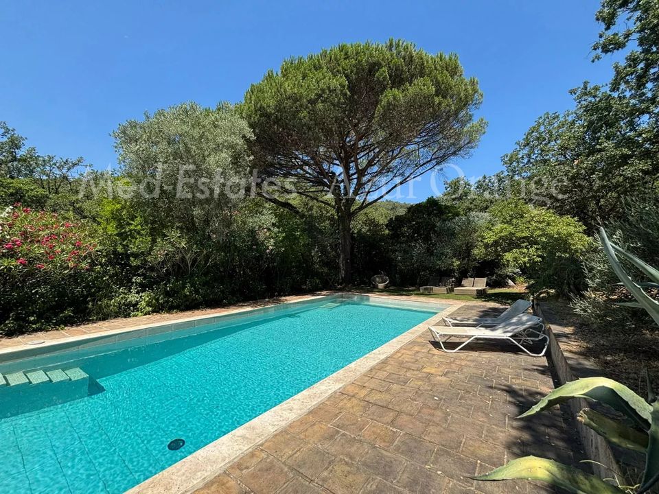 Villa en Grimaud, Var - foto 1