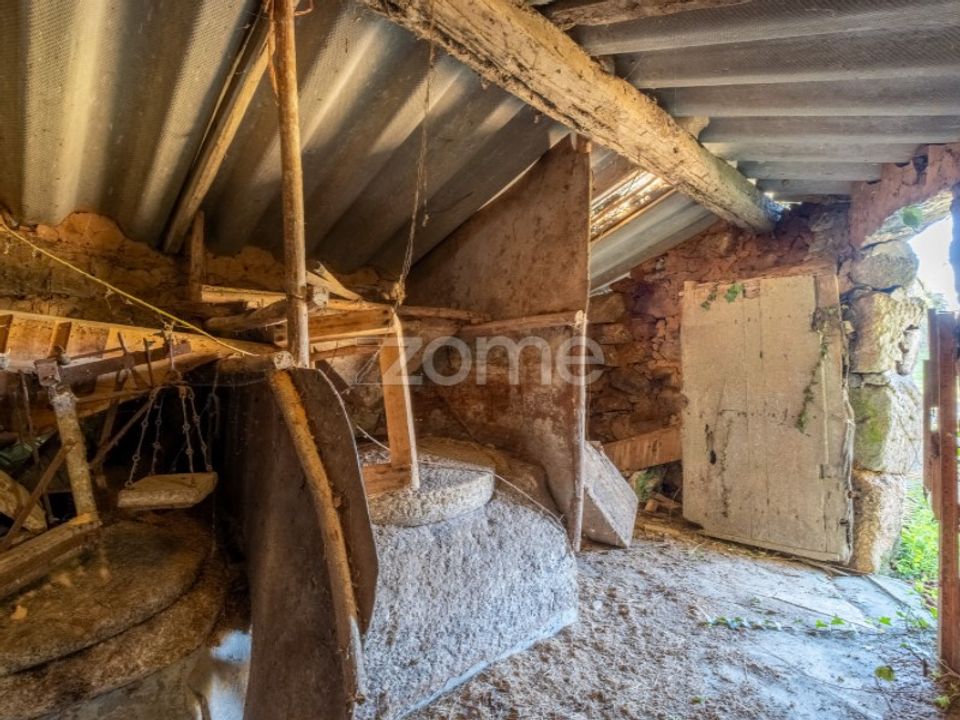 Helårsgrund i Sao Martinho de Sardoura, Aveiro - foto 1