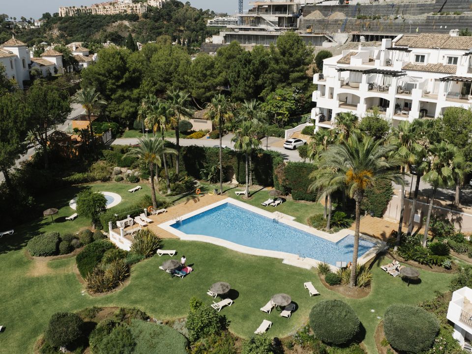 Lejlighed i Benahavis, Malaga - foto 2