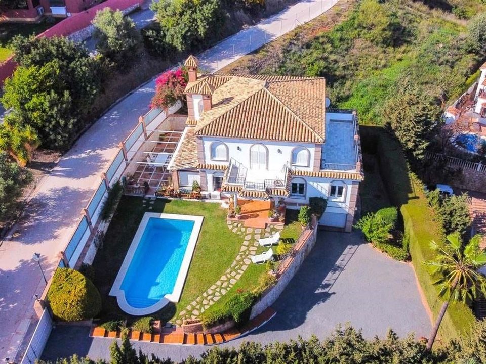 Villa i Mijas Costa, Malaga - foto 1