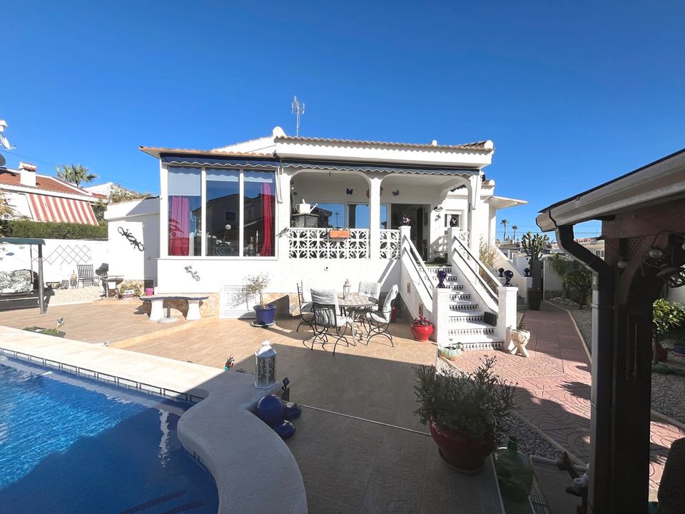 Villa in Ciudad Quesada, Alicante - foto 1