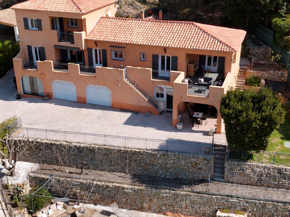 Villa i La Bouilladisse, Bouches-du-Rhone - foto 2