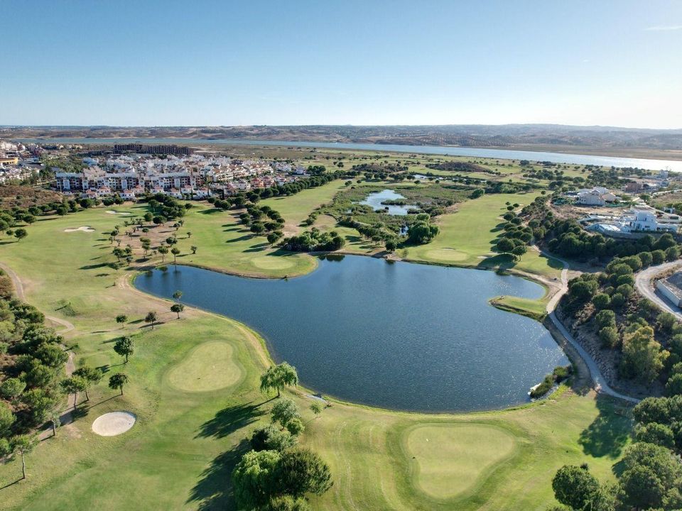 Villa - Ayamonte, Huelva - photo 1