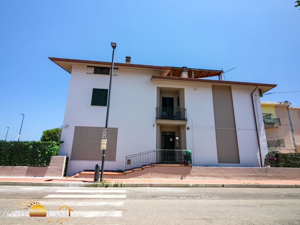 Casa de pueblo en Siniscola, Nuoro - foto 3