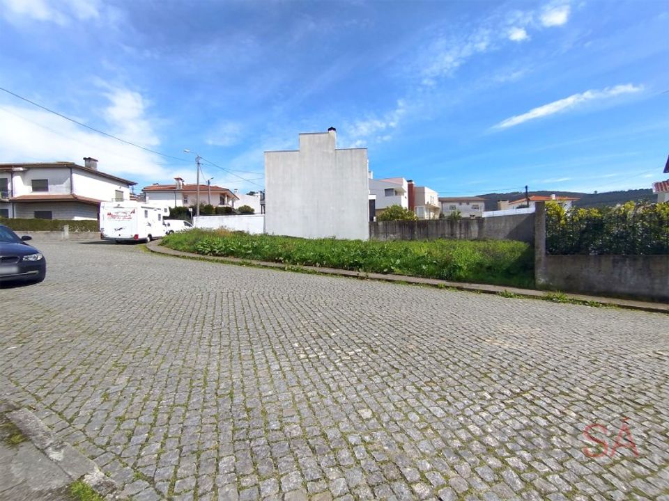 Helårsgrund i Braga, Braga - foto 1