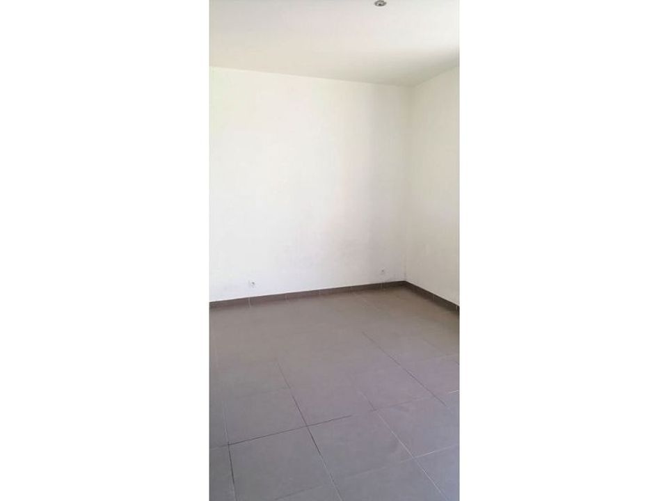 Apartamento en Firminy, Loire - foto 5