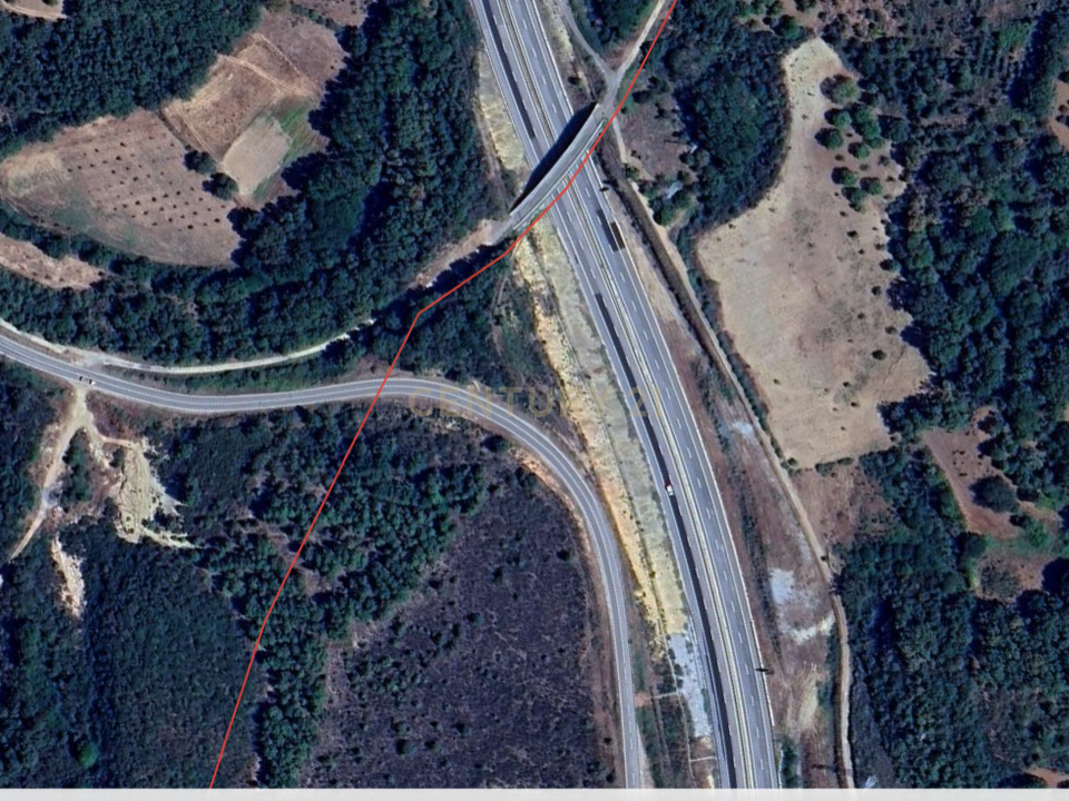 Helårsgrund i Braganca, Braganca - foto 1