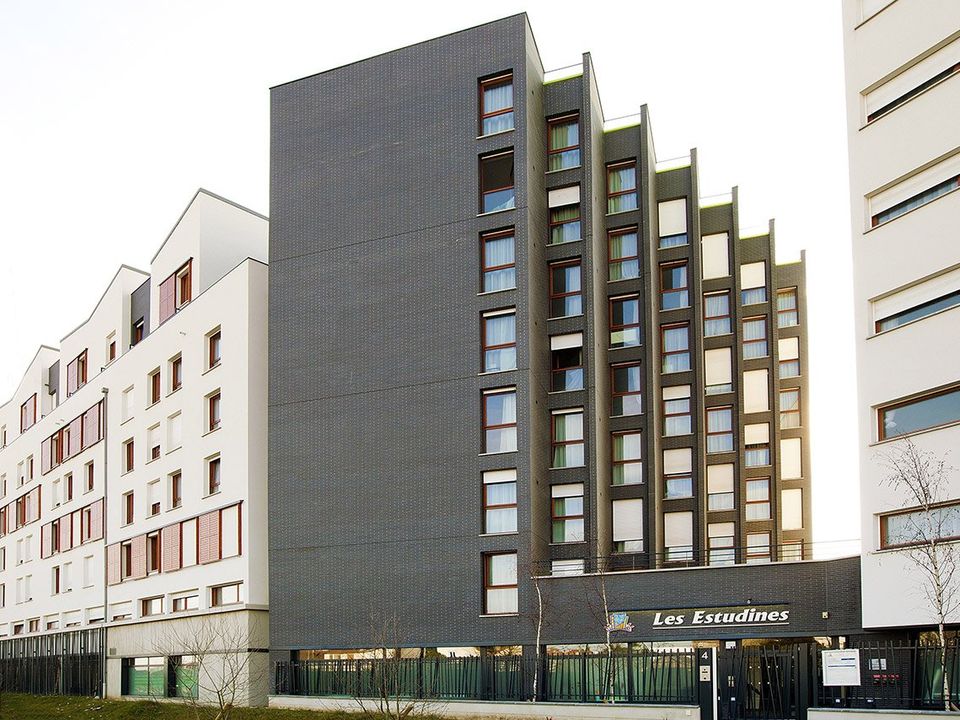 Erhvervsejendom i Rosny-sous-Bois, Seine-Saint-Denis - foto 1