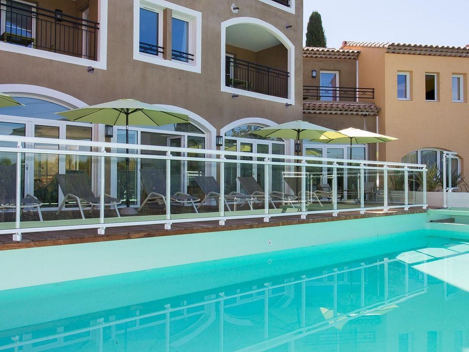 Erhvervsejendom i Mougins, Alpes-Maritimes - foto 1