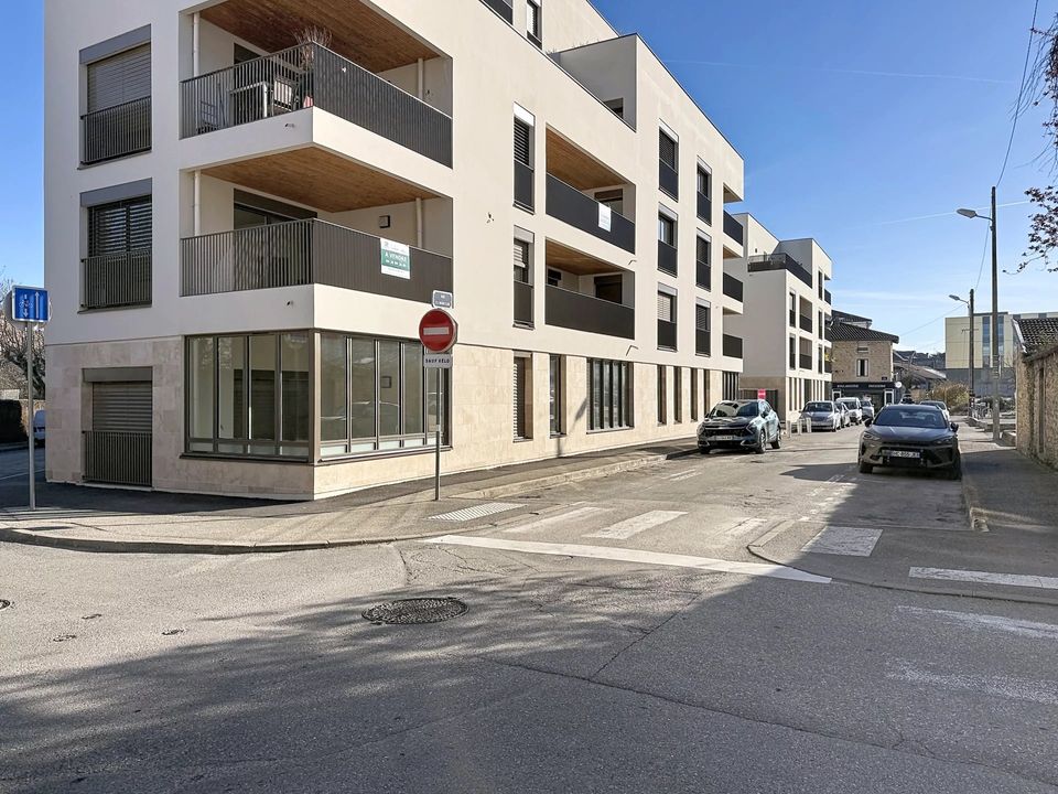 Lejlighed i Bourgoin-Jallieu, Isere - foto 1