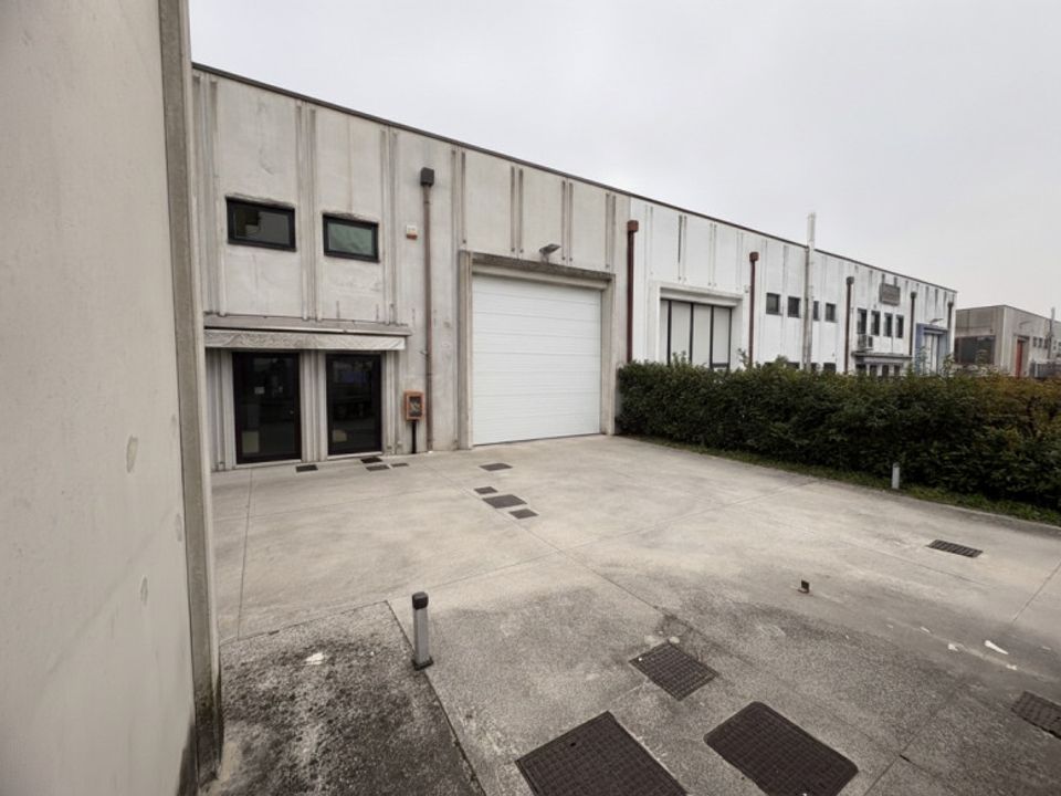 Erhvervsejendom i Veggiano, Padua - foto 1