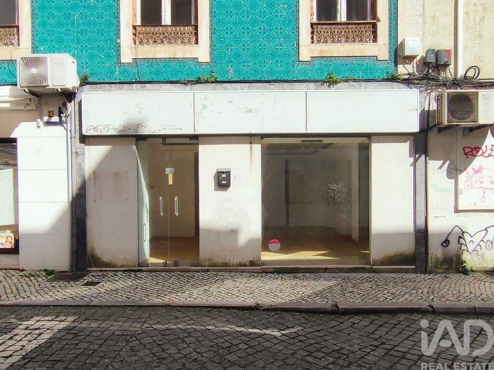 Erhvervsejendom i Caldas da Rainha, Leiria - foto 1