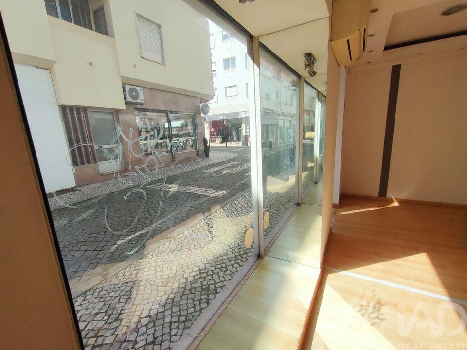 Erhvervsejendom i Caldas da Rainha, Leiria - foto 4